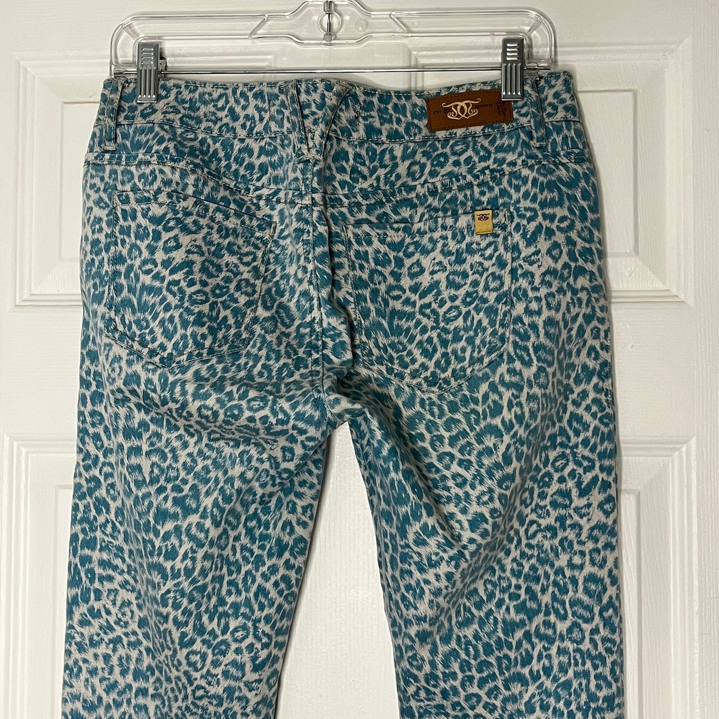 Divine Rights of Denim Leopard Print Skinny Jeans - Size 28
