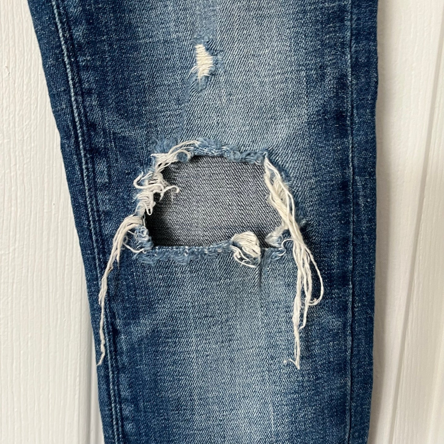 Zara Trafaluc Distressed Skinny Jeans - Size 4