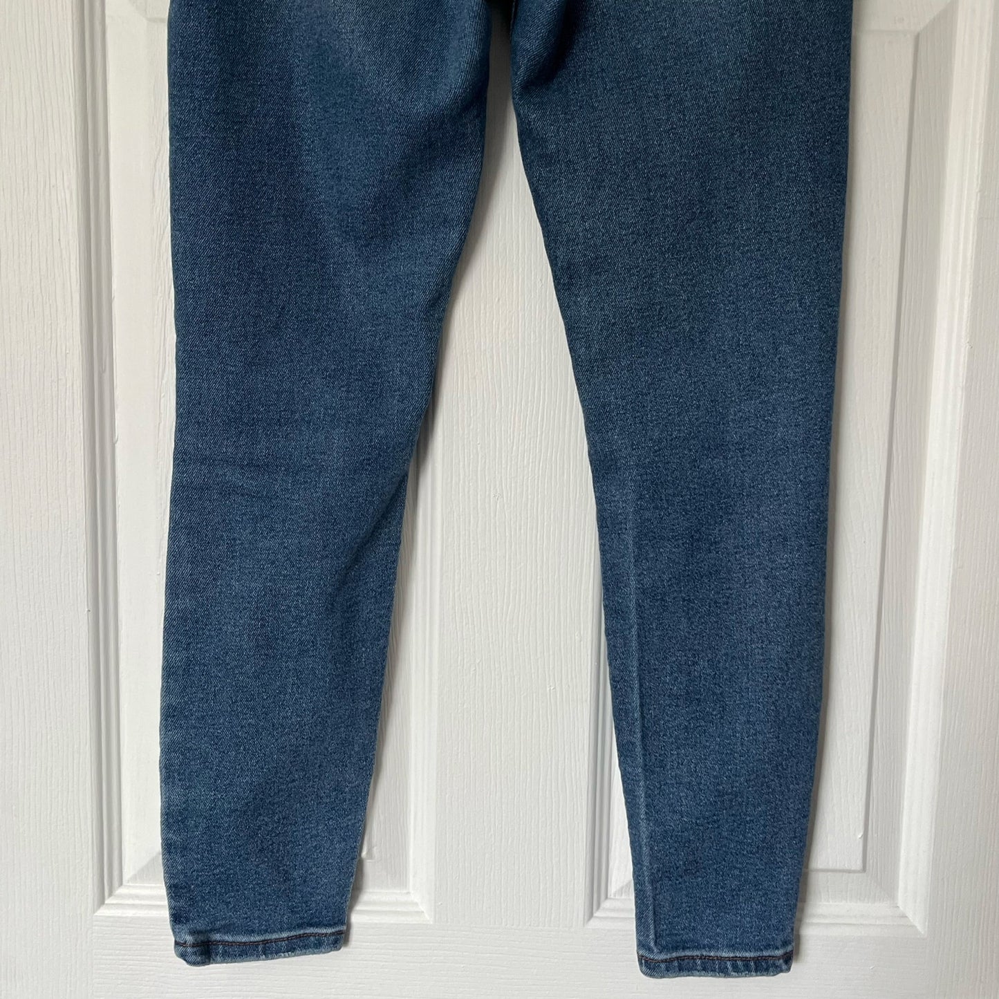 Celebrity Pink 'The Spice' Distressed Skinny Jeans - Size UNKNOWN