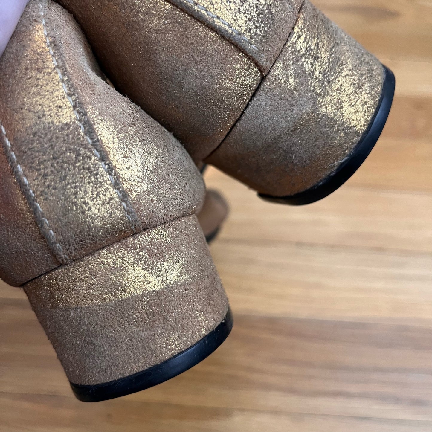 Indigo by Clarks Mary Jane Heels - Size 6.5
