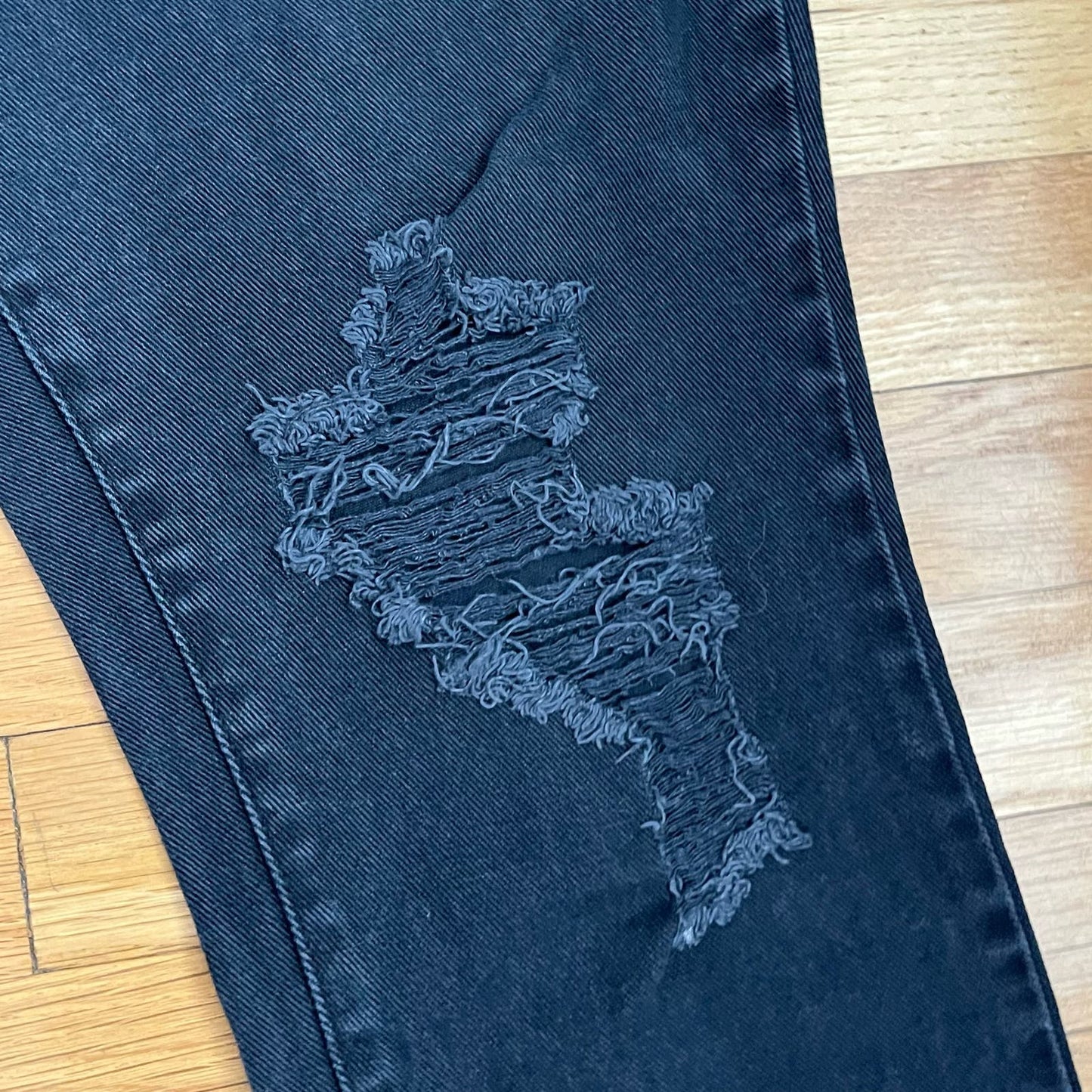 PacSun Distressed Mom Jeans - Size 28