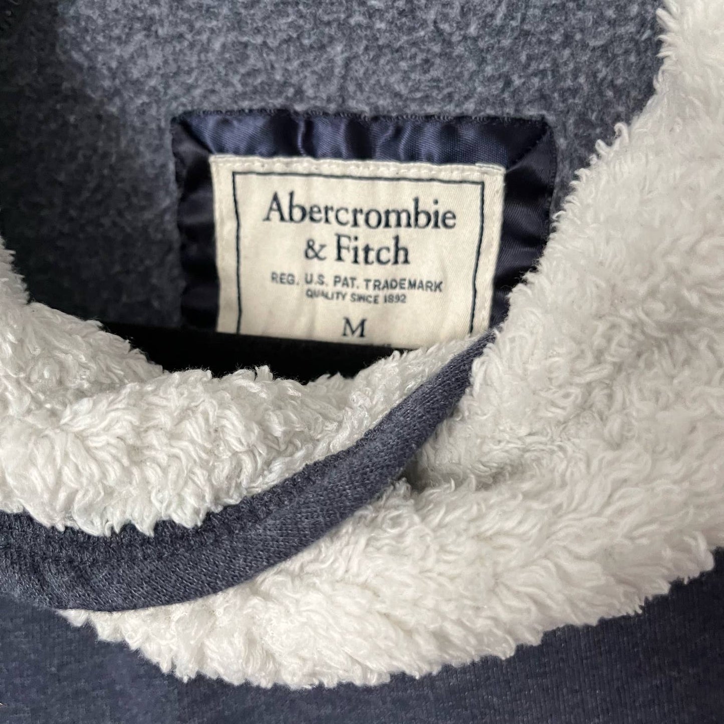 Abercrombie & Fitch Furry Neck Sweatshirt - Size M