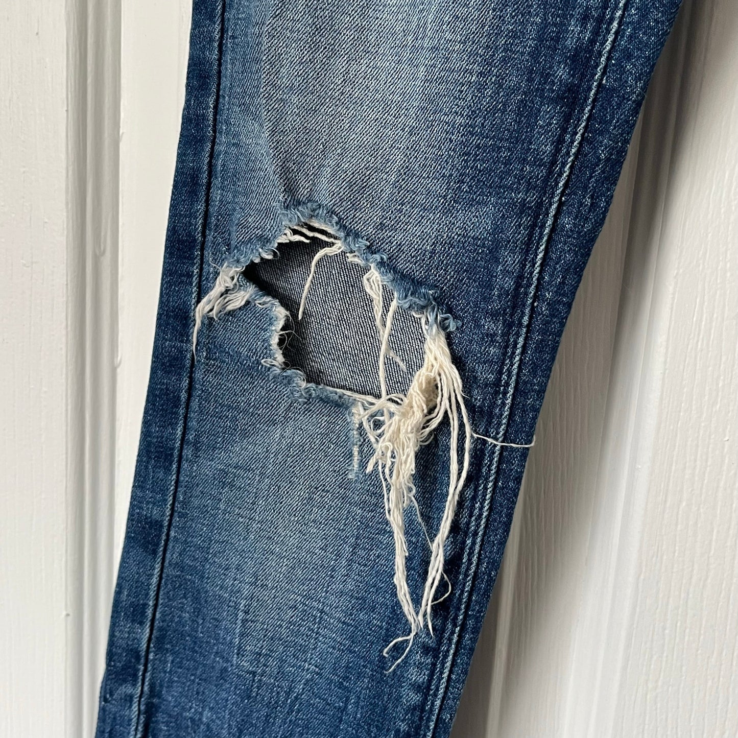 Zara Trafaluc Distressed Skinny Jeans - Size 4