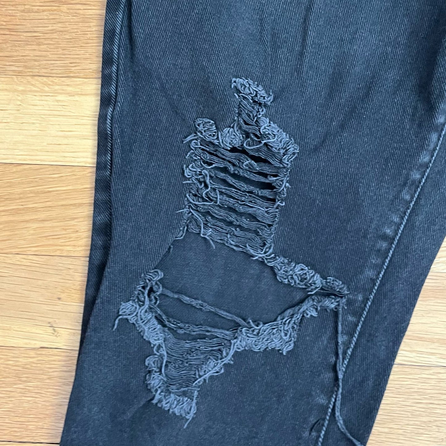 PacSun Distressed Mom Jeans - Size 28