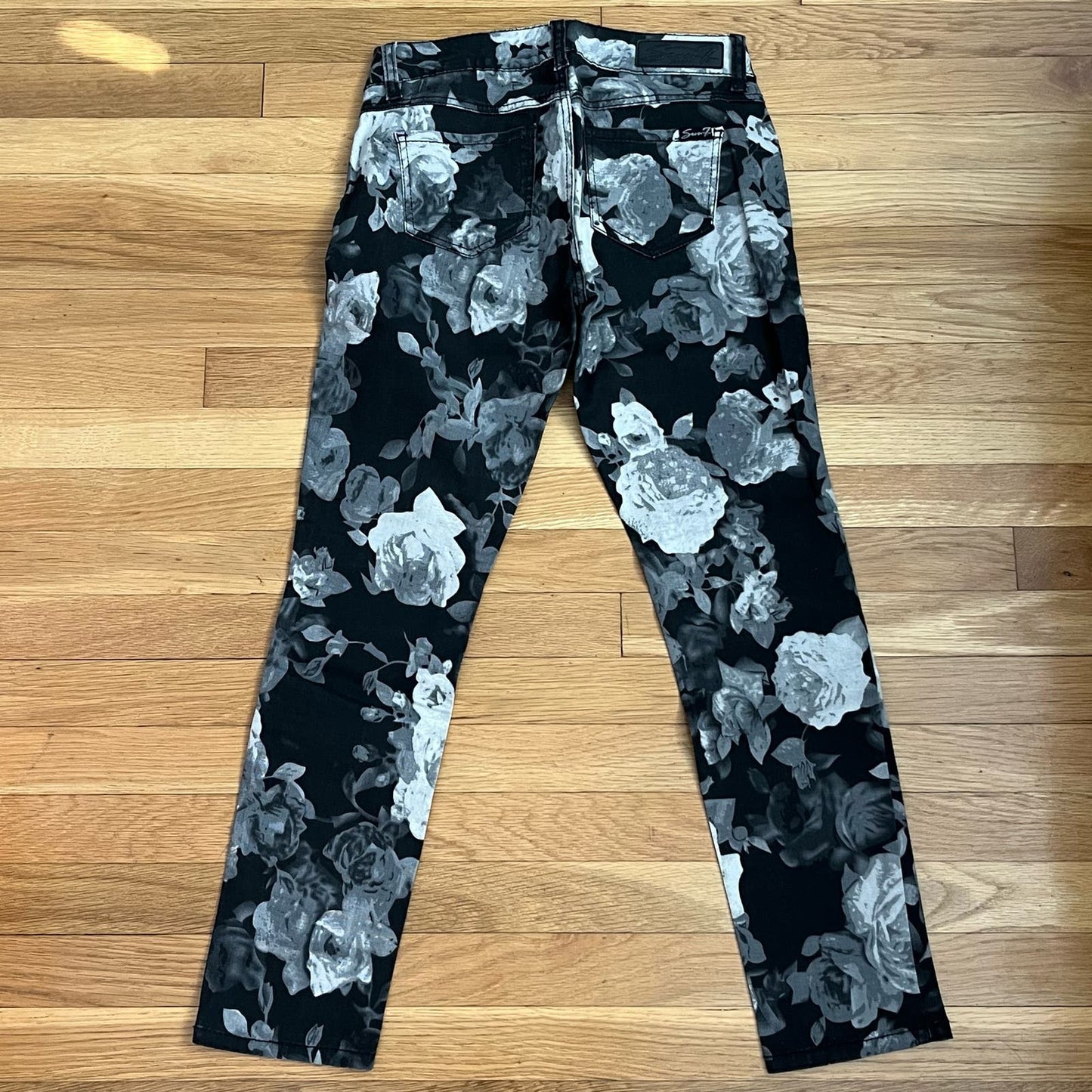 Seven7 Skinny Rose Print Jeans - Size 4P