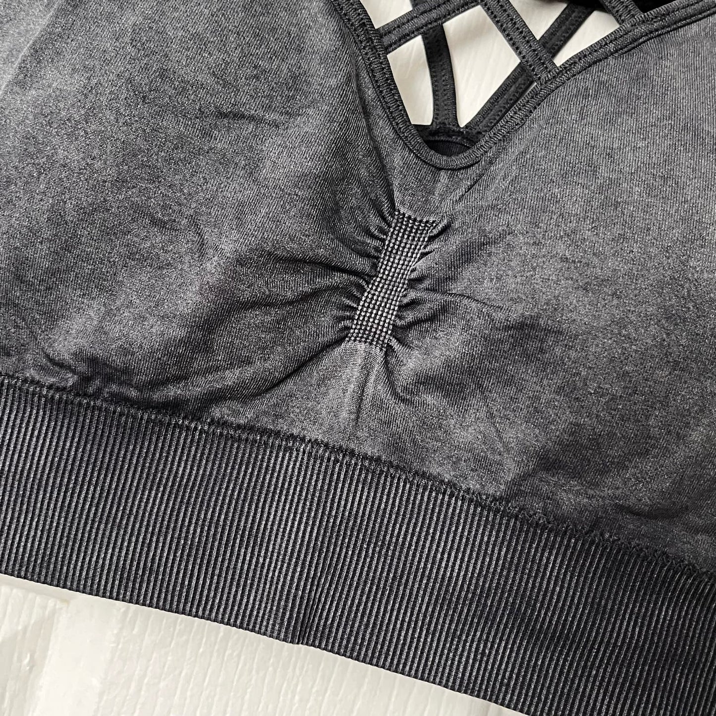 Fornia Cross-Back Wireless Bralette - Size UNKNOWN