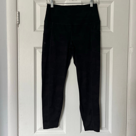 Yogalicious Lux Cropped Camo Leggings - Size M