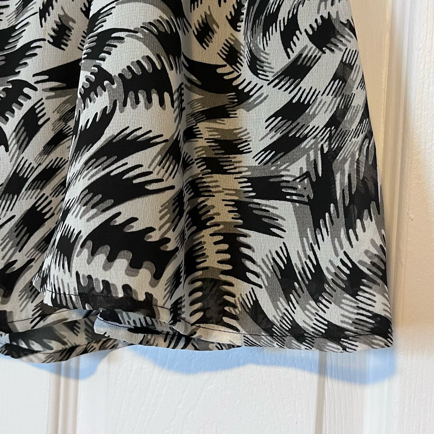 H&M Chiffon Overlay Skirt - Size 10 - NWOT