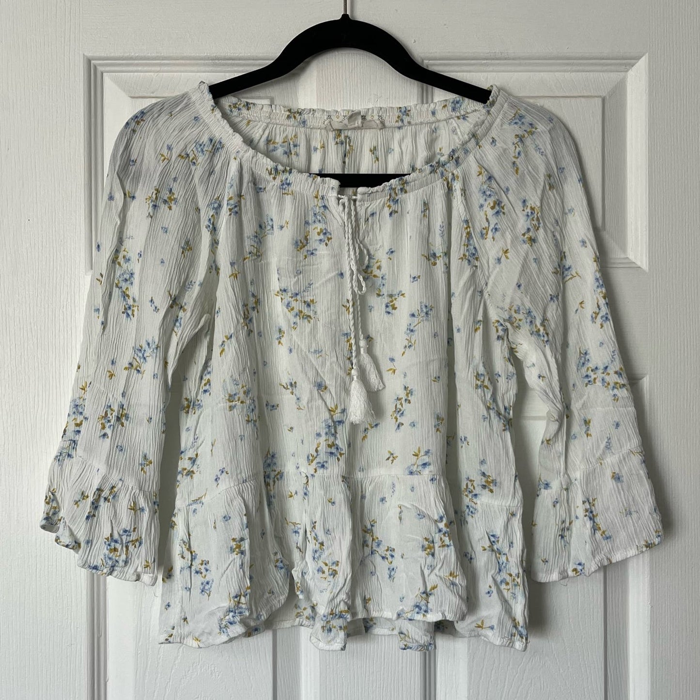 Hippie Rose Tie-Neck Top - Size L