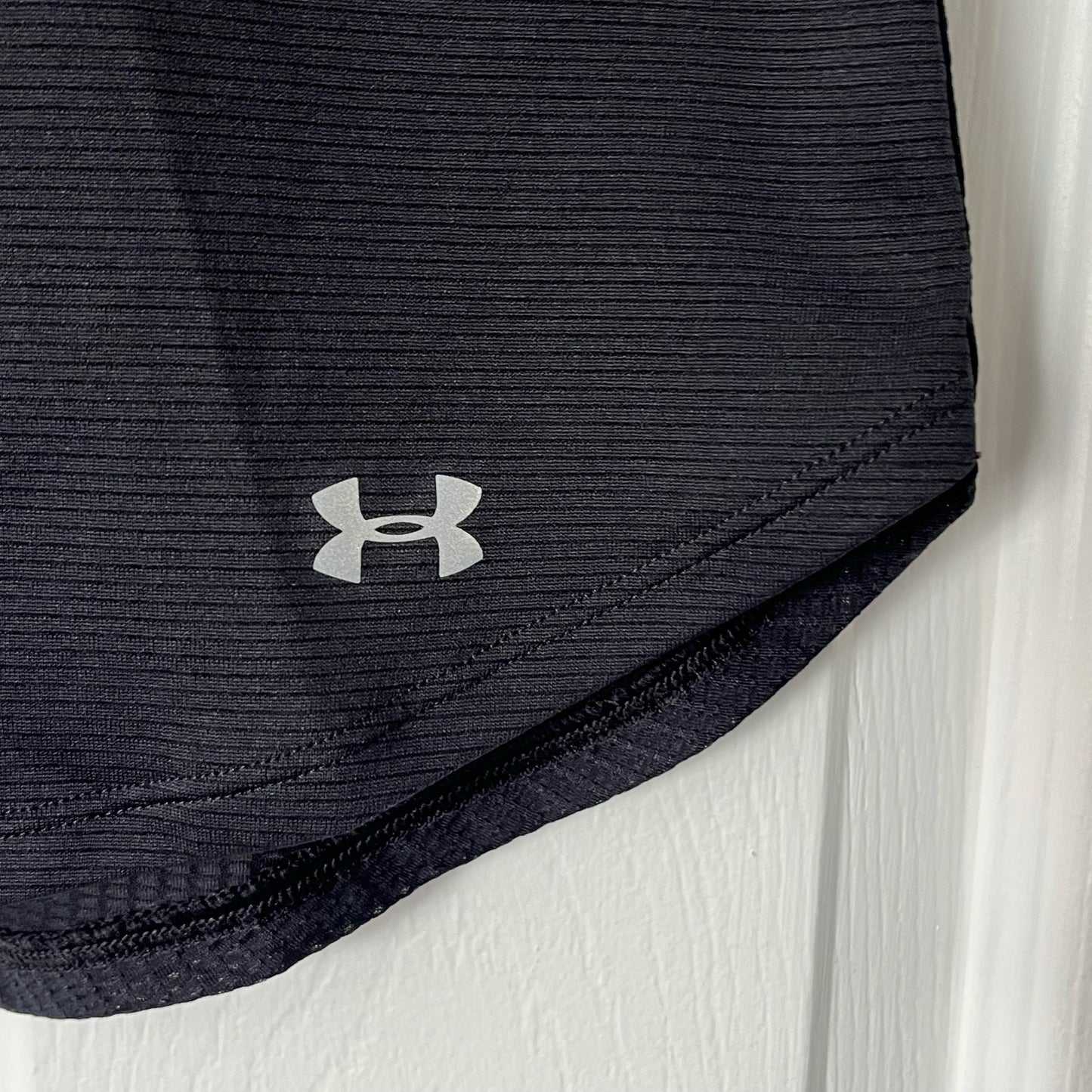 Under Armour Threadborne Fitted Activewear Tee - Size M