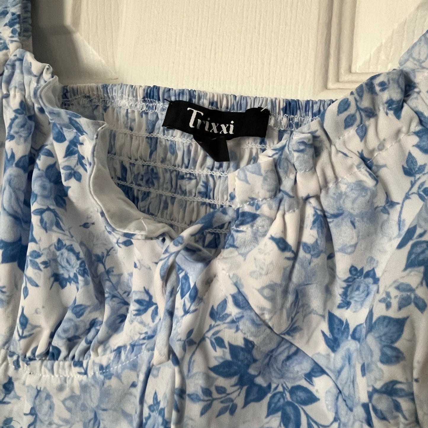 Trixxi Blouson Sleeve Floral Dress - Size M