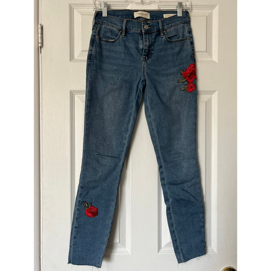 PacSun Rose Appliqué Super Stretch Ankle Jegging - Size 25