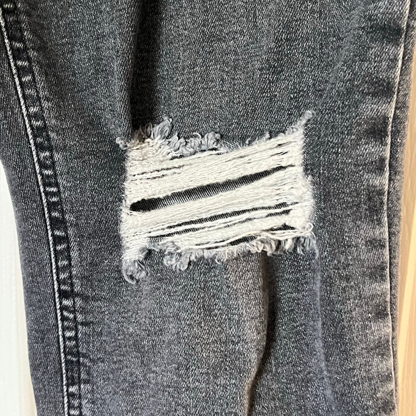 Topshop Distressed Skinny Jeans - Size 32x30