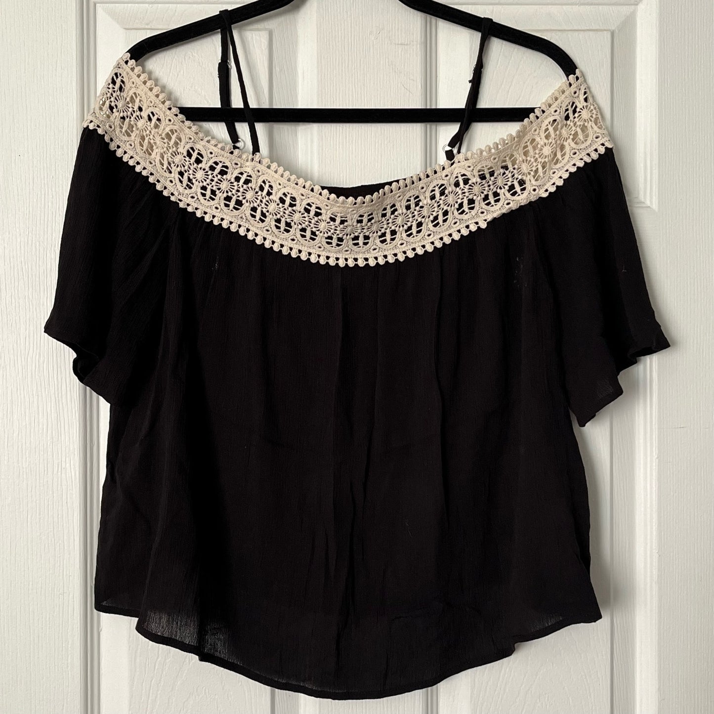Xhilaration Off-Shoulder Crochet Trim Top - Size M