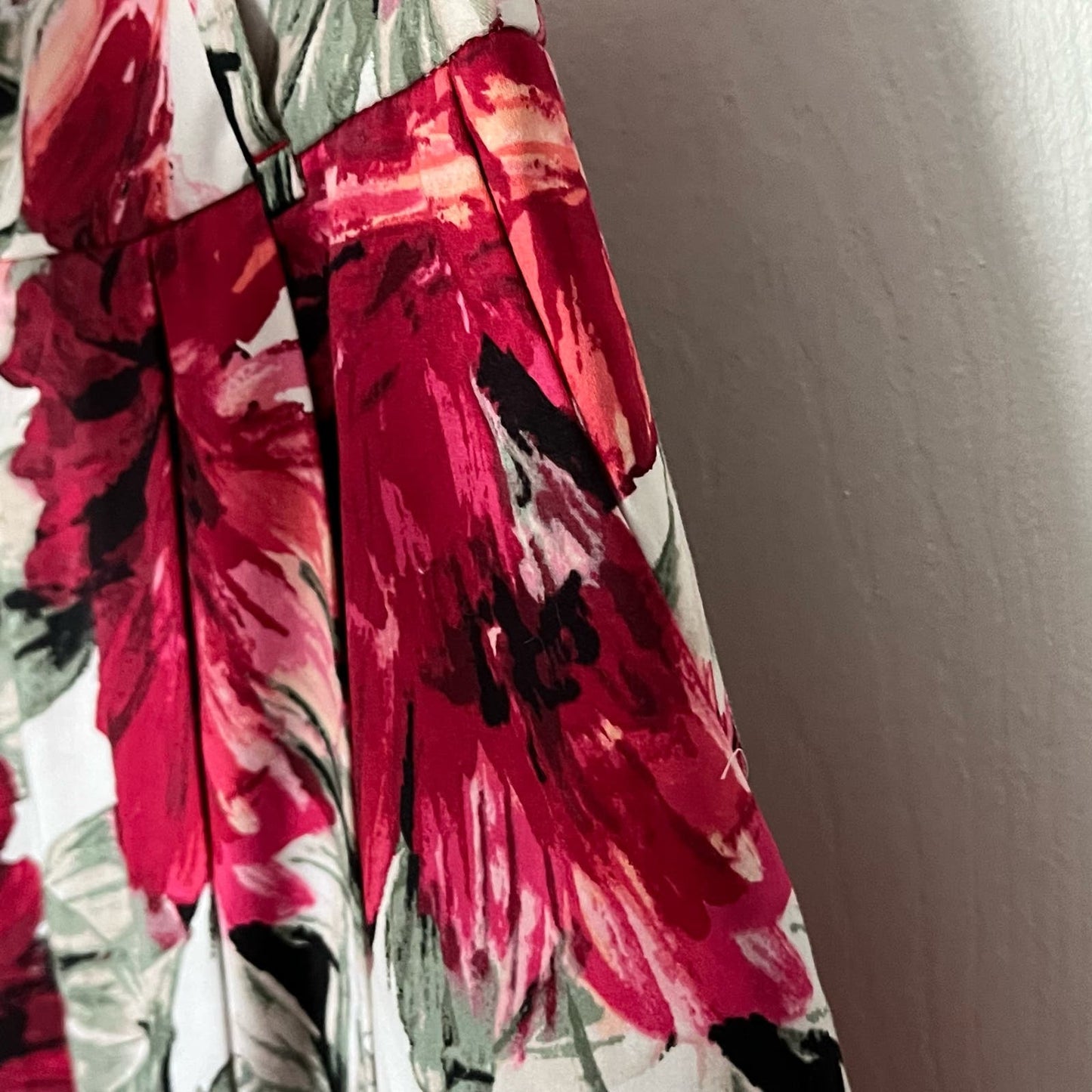 White House Black Market Floral Flare Skirt - Size 0