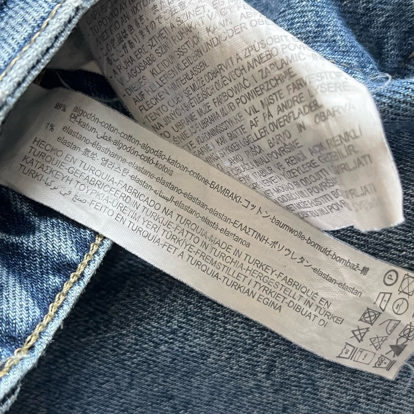 Zara High Rise Cropped Distressed Jeans - Size 2