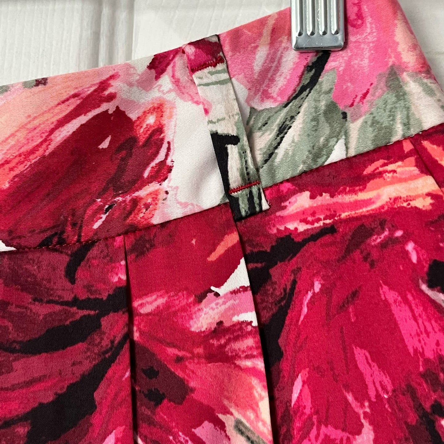 White House Black Market Floral Flare Skirt - Size 0