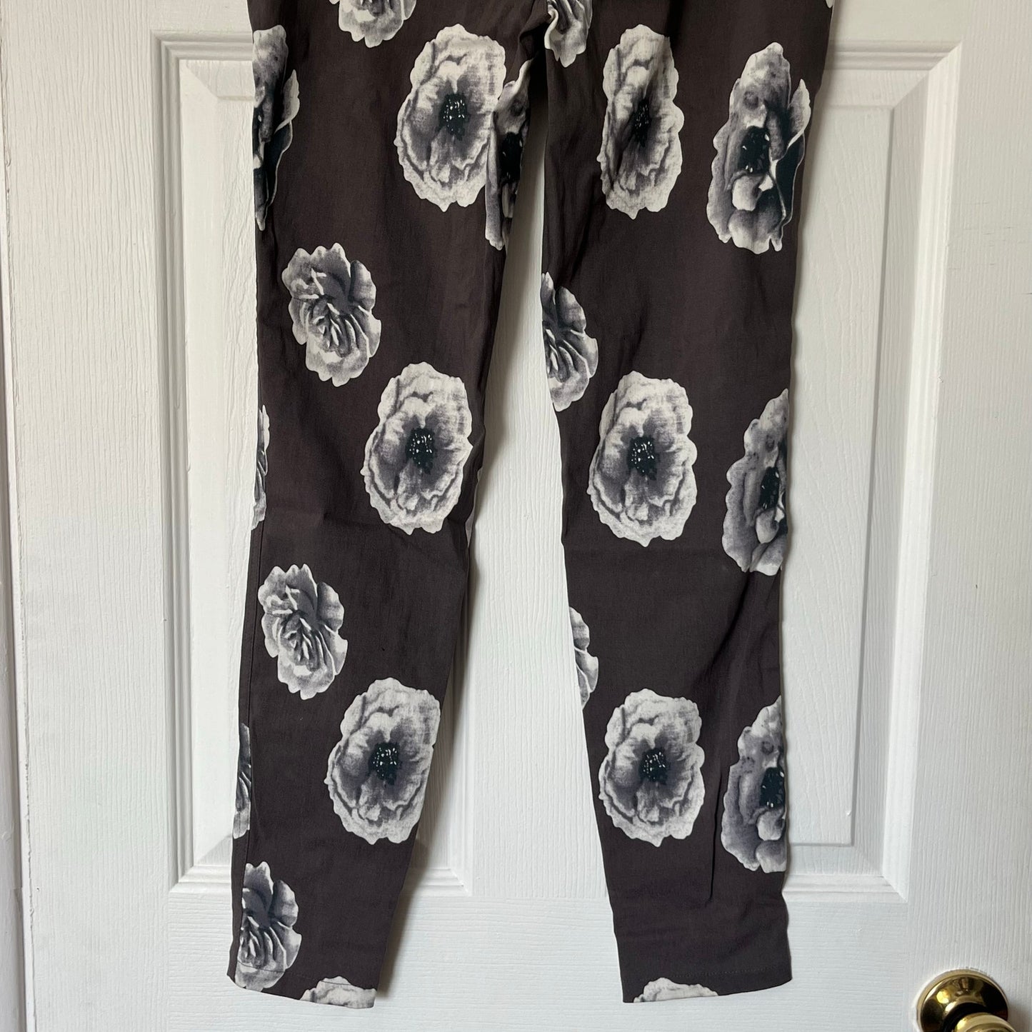 Jules & Leopold Casual Rose Print Skinny Pants - Size S