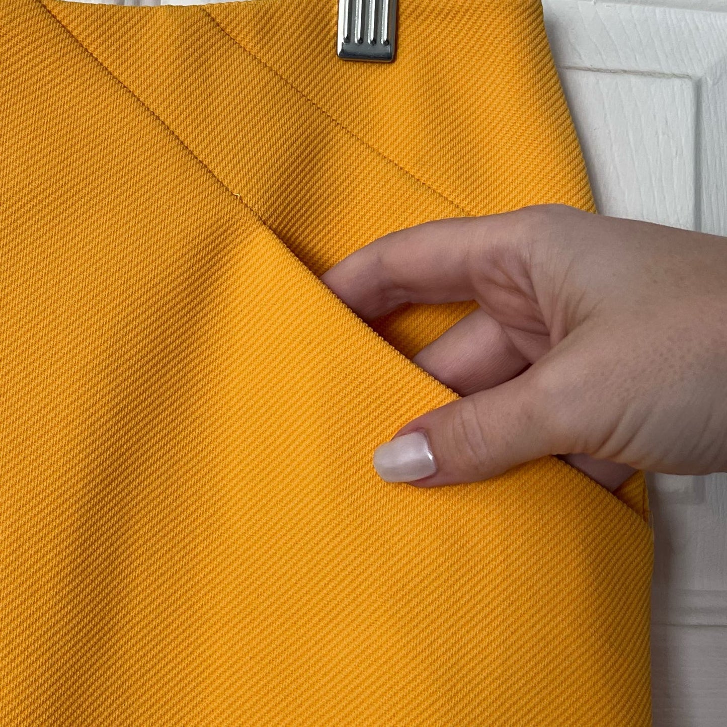 Diane von Furstenberg Camisha Mini Skirt - Size 2