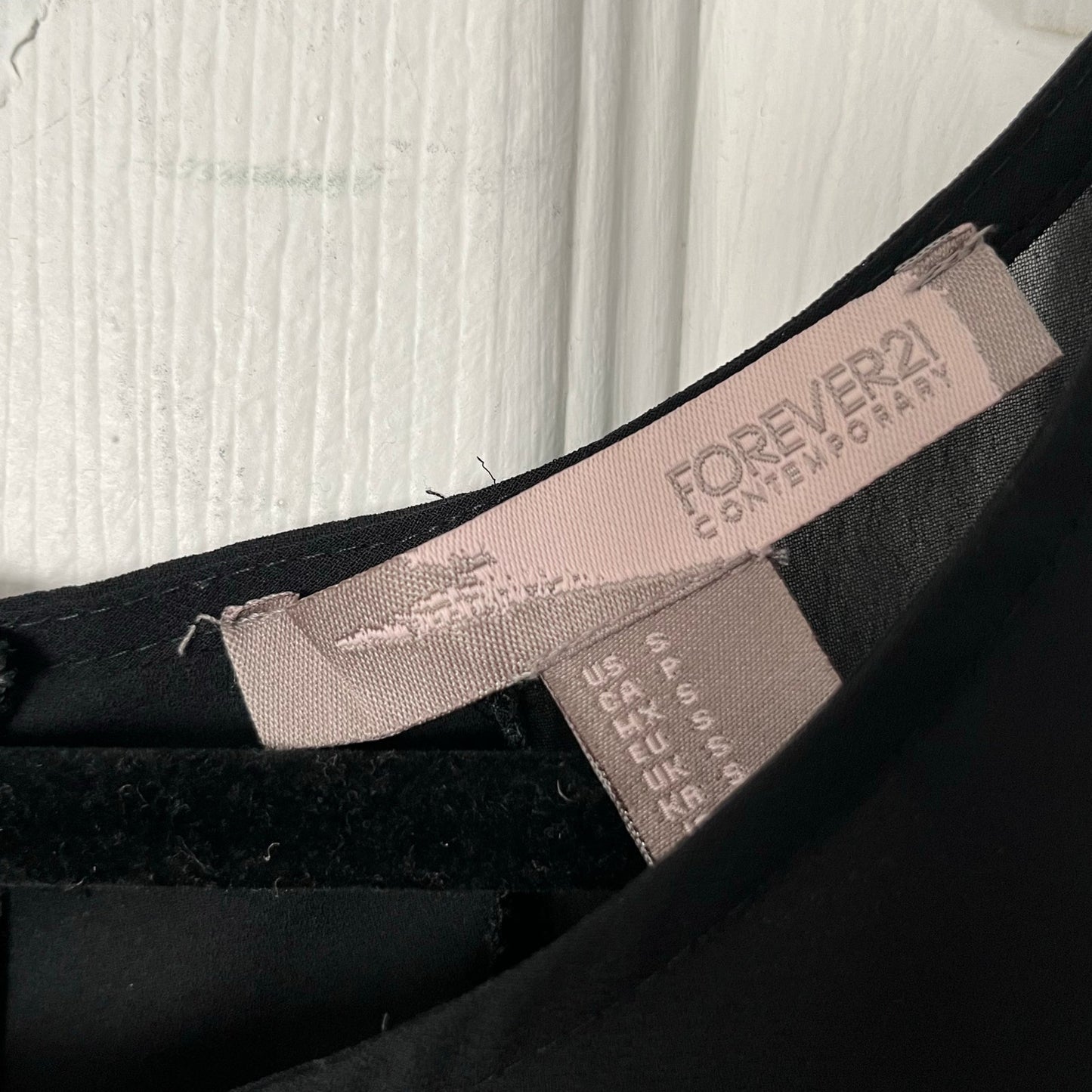 Forever 21 Zip-Back Sleeveless Blouse - Size S