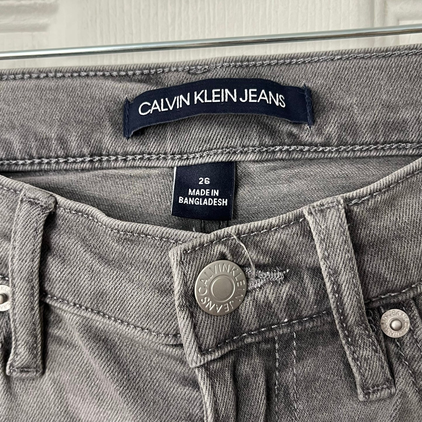 Calvin Klein Jeans High Rise Skinny Jeans - Size 26