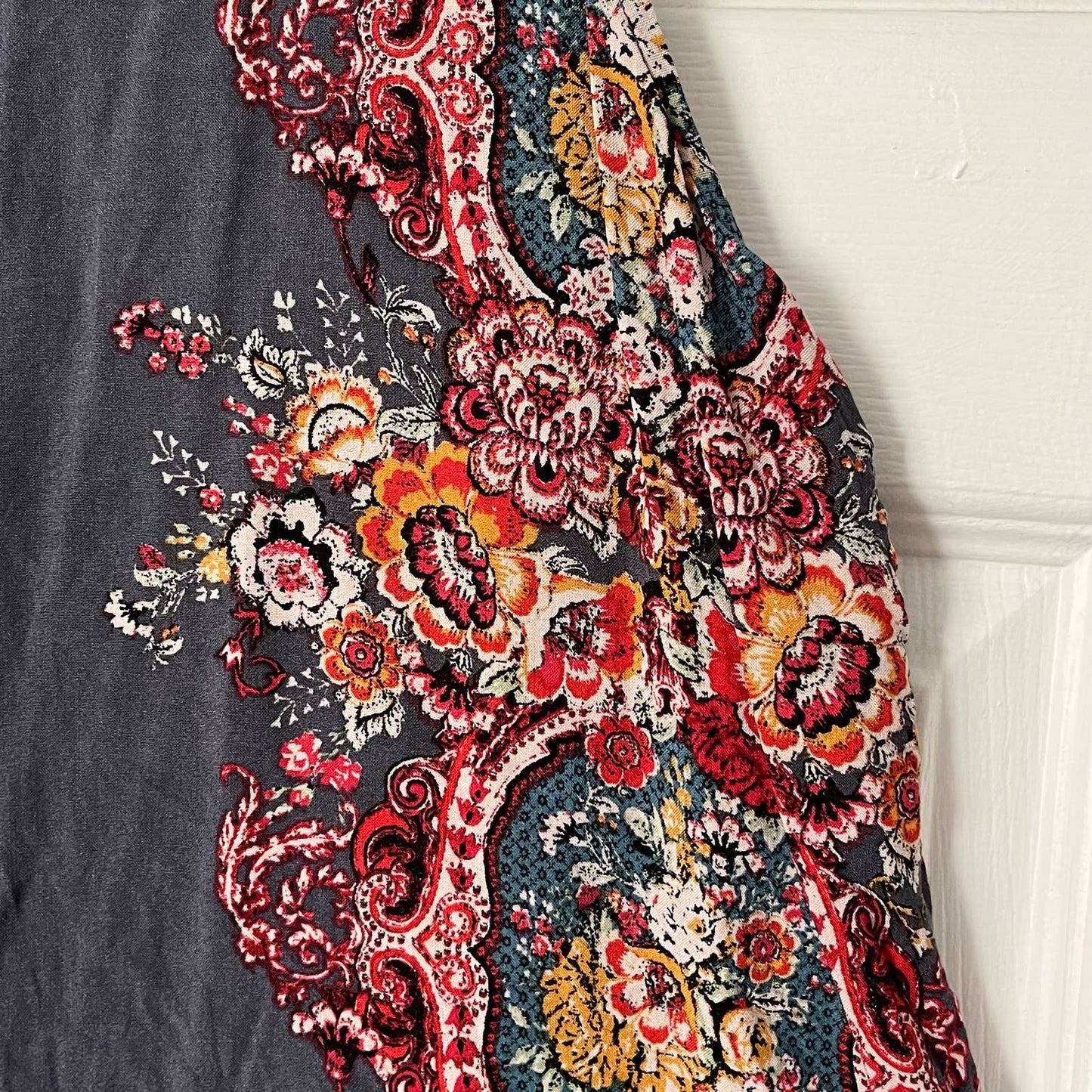 Gypsies & Moondust Paisley Print Tank - Size L