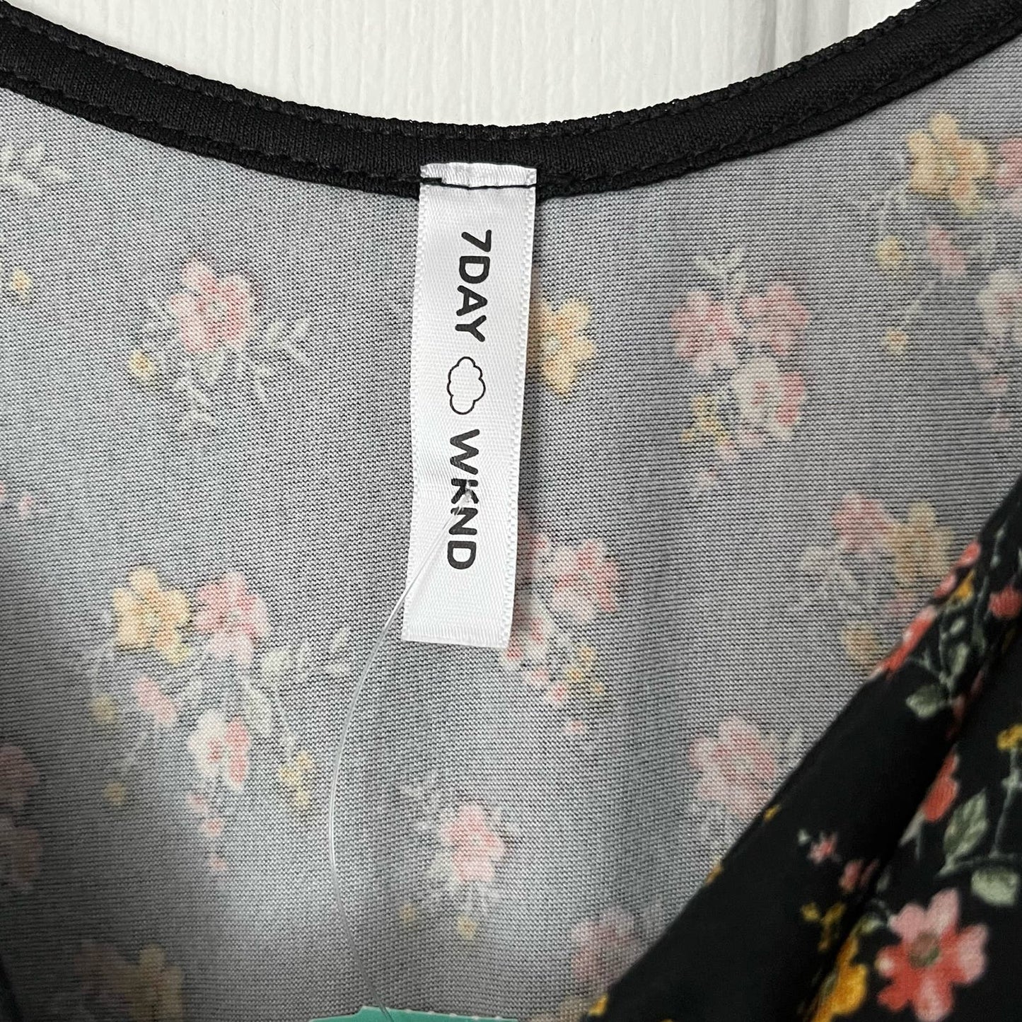 7 Day Wknd Off-Shoulder Floral Romper - Size S - NWT