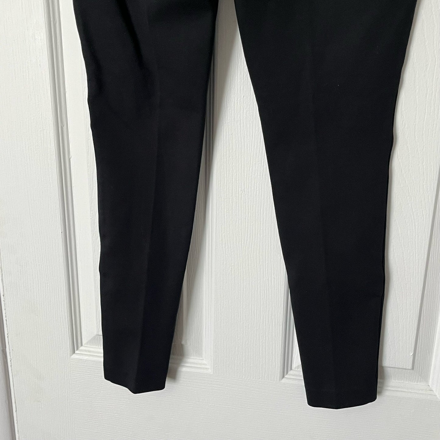 Ann Taylor LOFT Front-Seamed Pants - Size 8