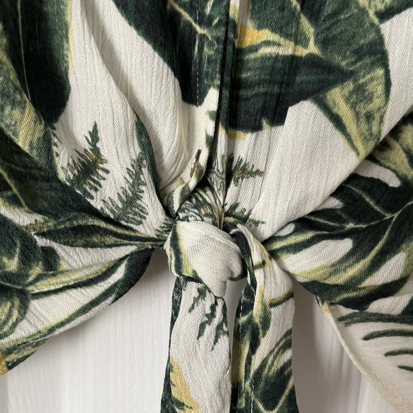 H&M Tropical Tie-Front Crop Top - Size 10