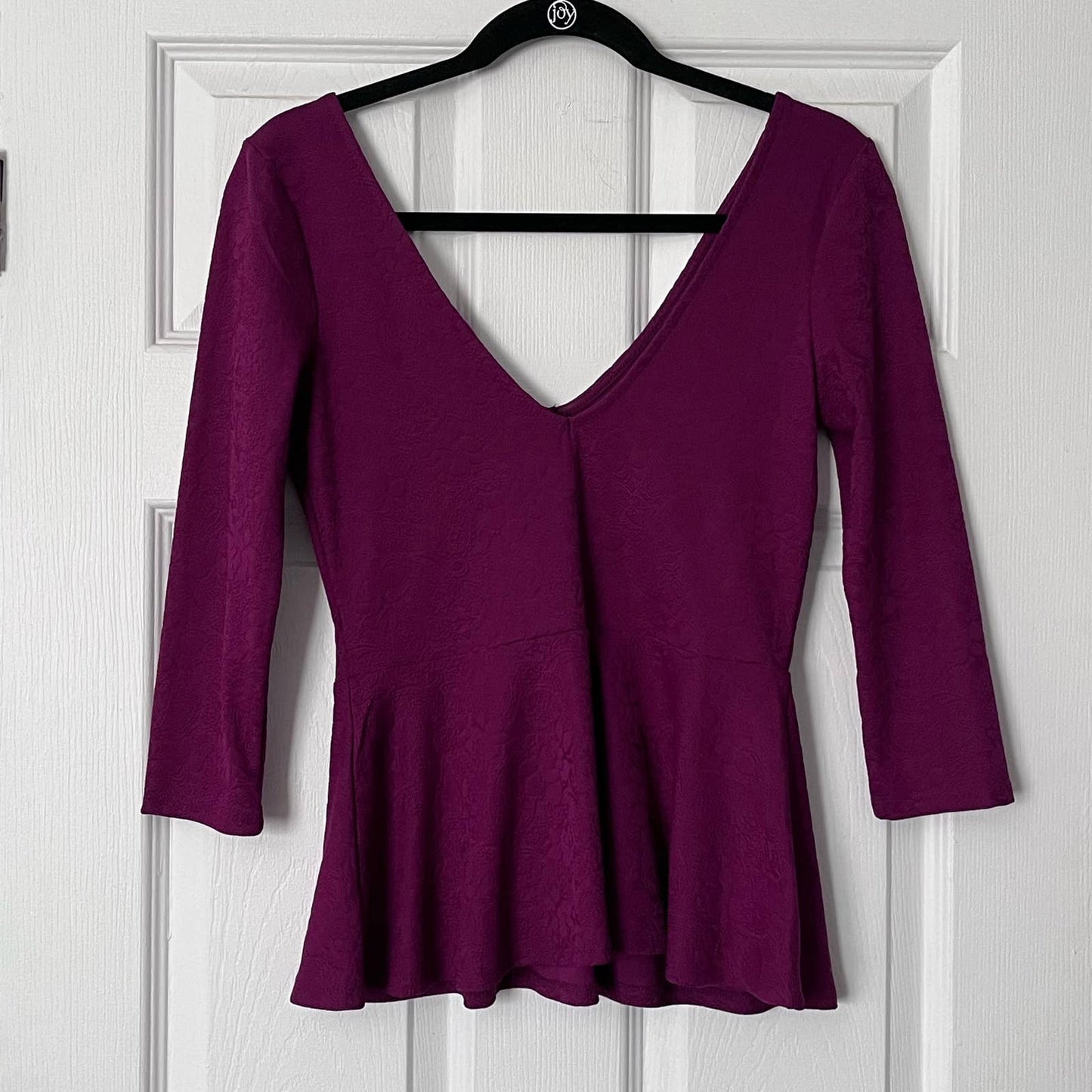 Forever 21 Jacquard Style Top - Size M