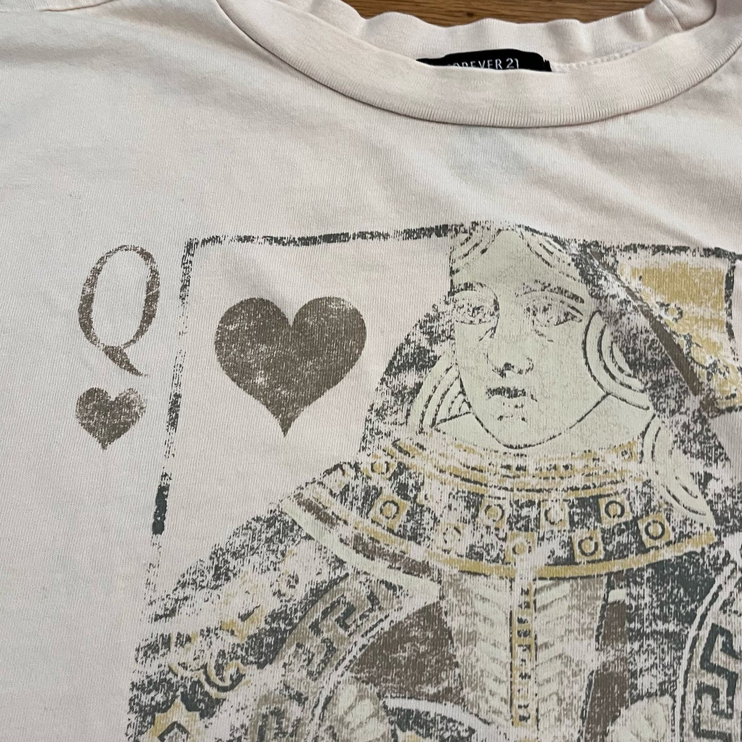 Forever 21 Queen of Heart Tee - Size M