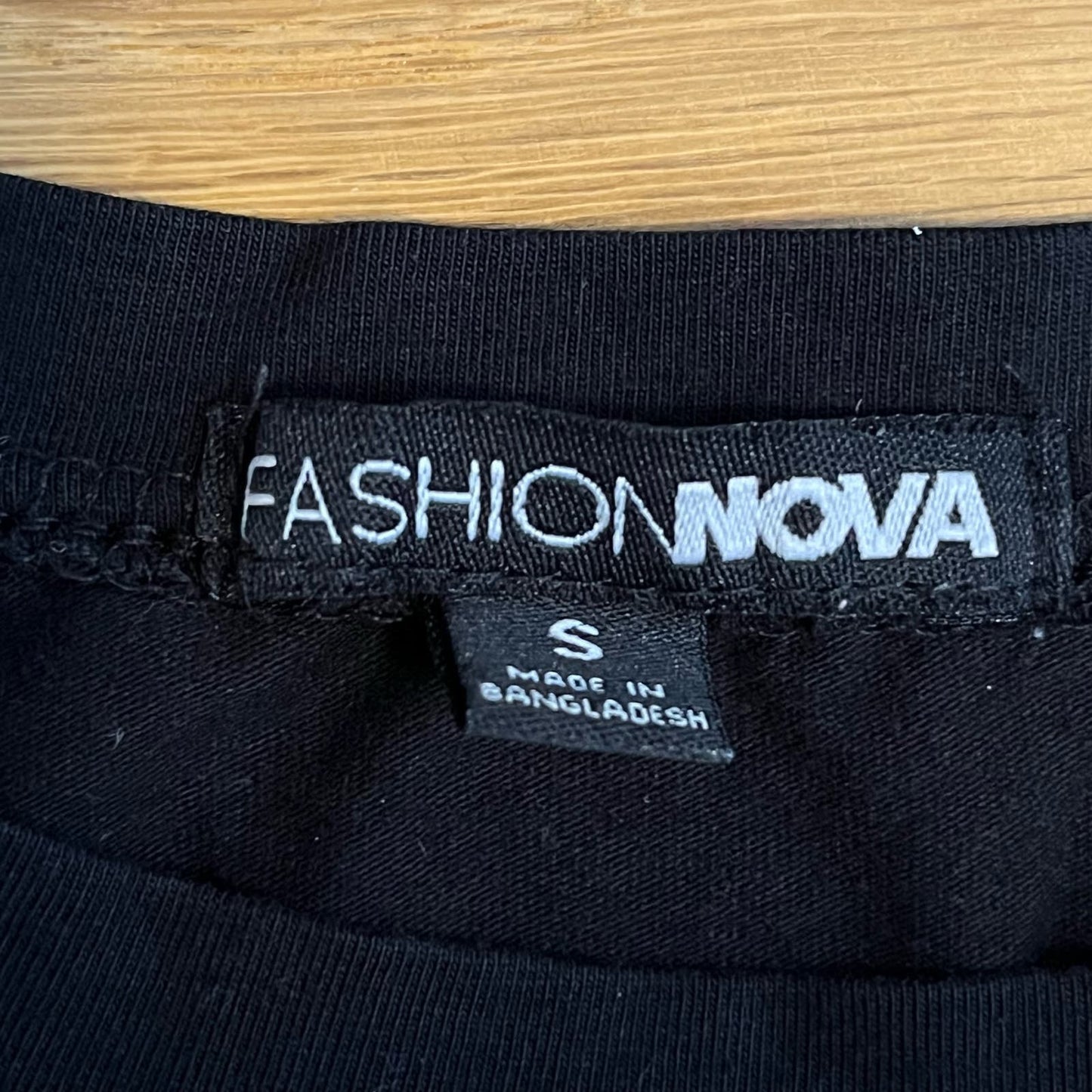 Fashion Nova Cropped Long Sleeve Tee - Size S