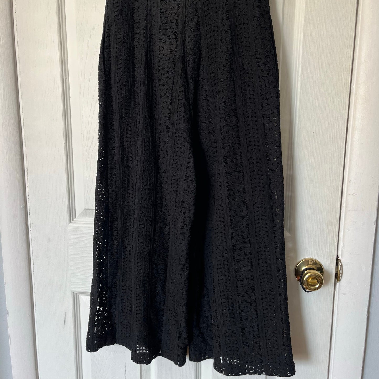 Minkpink Lace Overlay Cropped Leg Jumpsuit - Size M