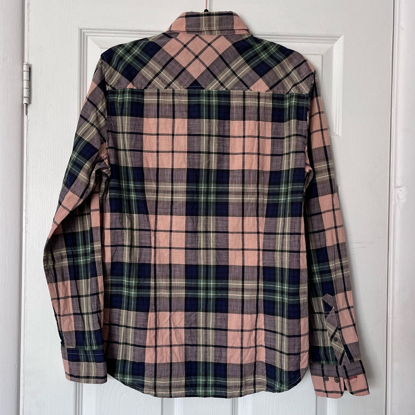 Series: Plaid Button-Down Shirt - Size 100 [KOR] / M