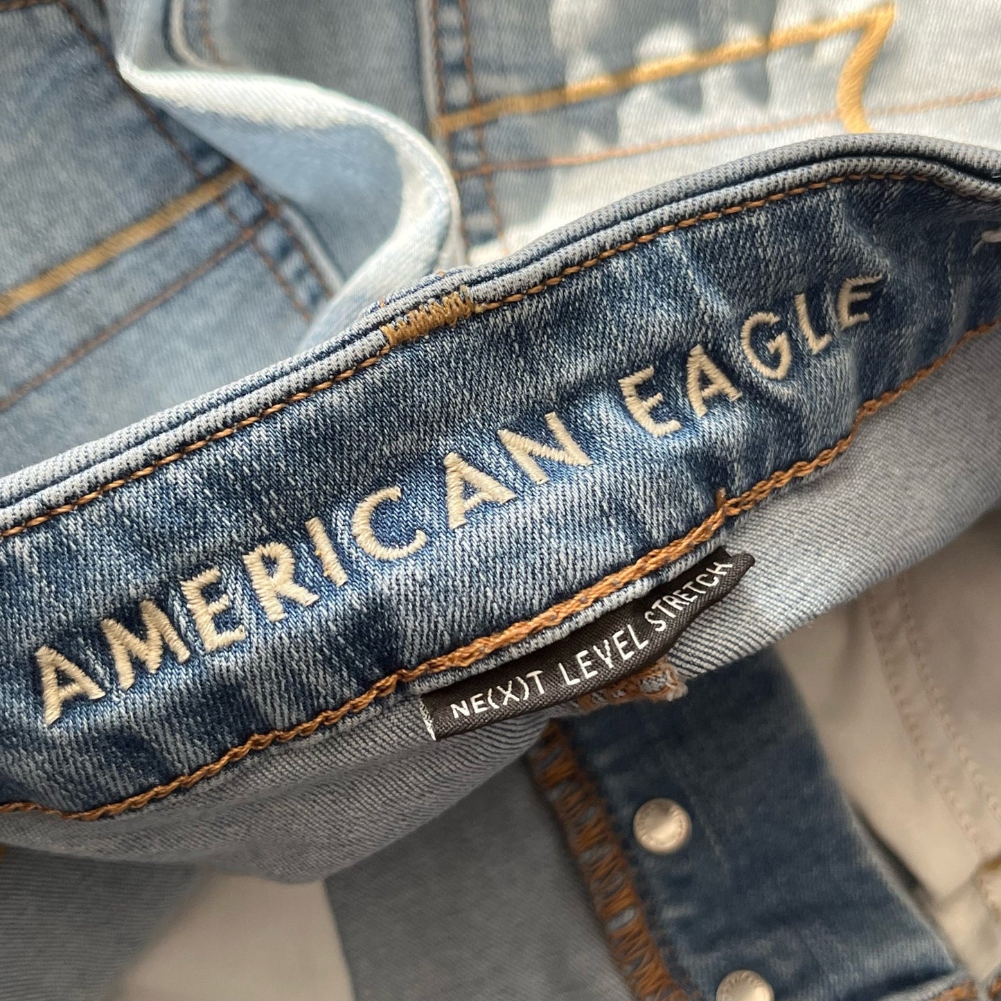 American Eagle Curvy Hi-Rise Shortie - Size 8
