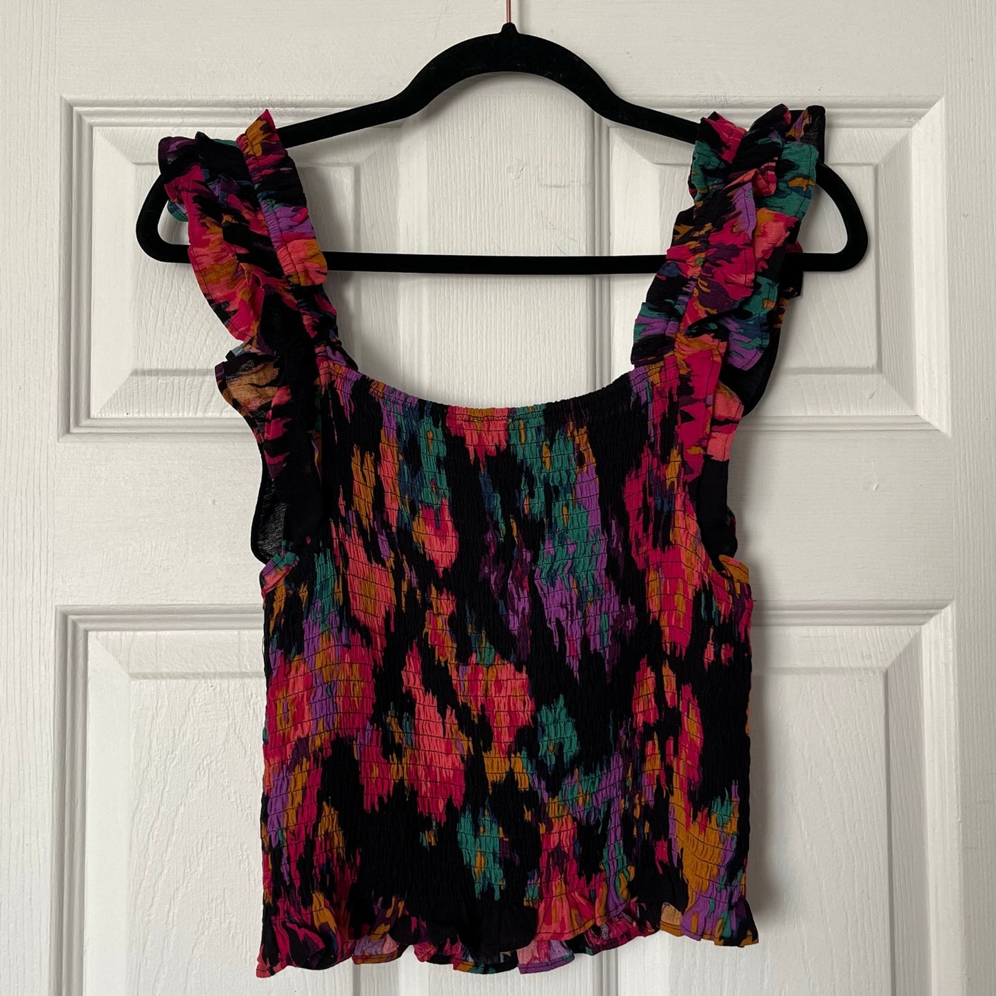 En Crème Sun Soacked Ruched Ruffle Strap Top - Size M