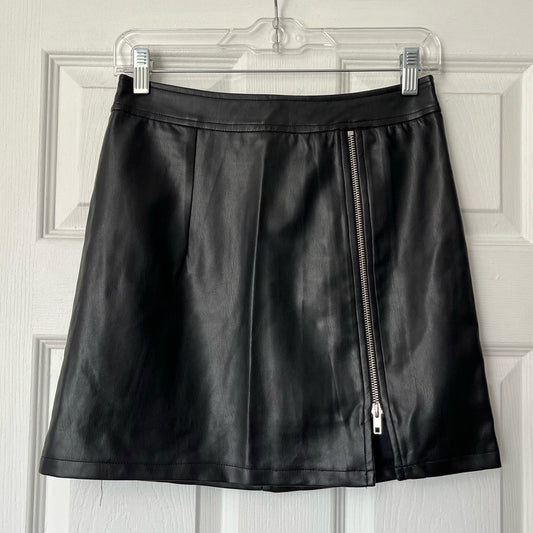 Very J Zippered Side Slit Faux Leather Mini Skirt - Size S