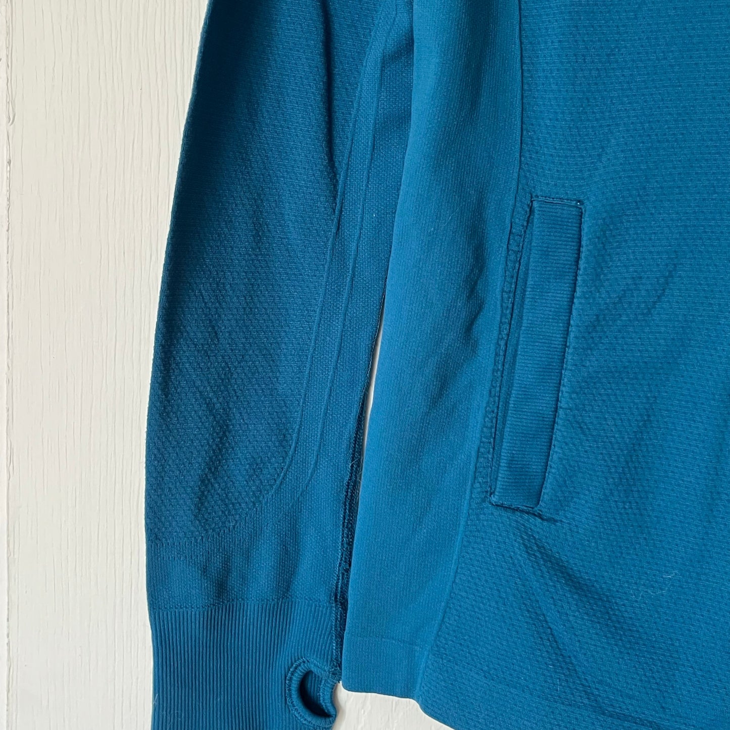 Active by Old Navy Semi-Fitted Hoodie - Size S