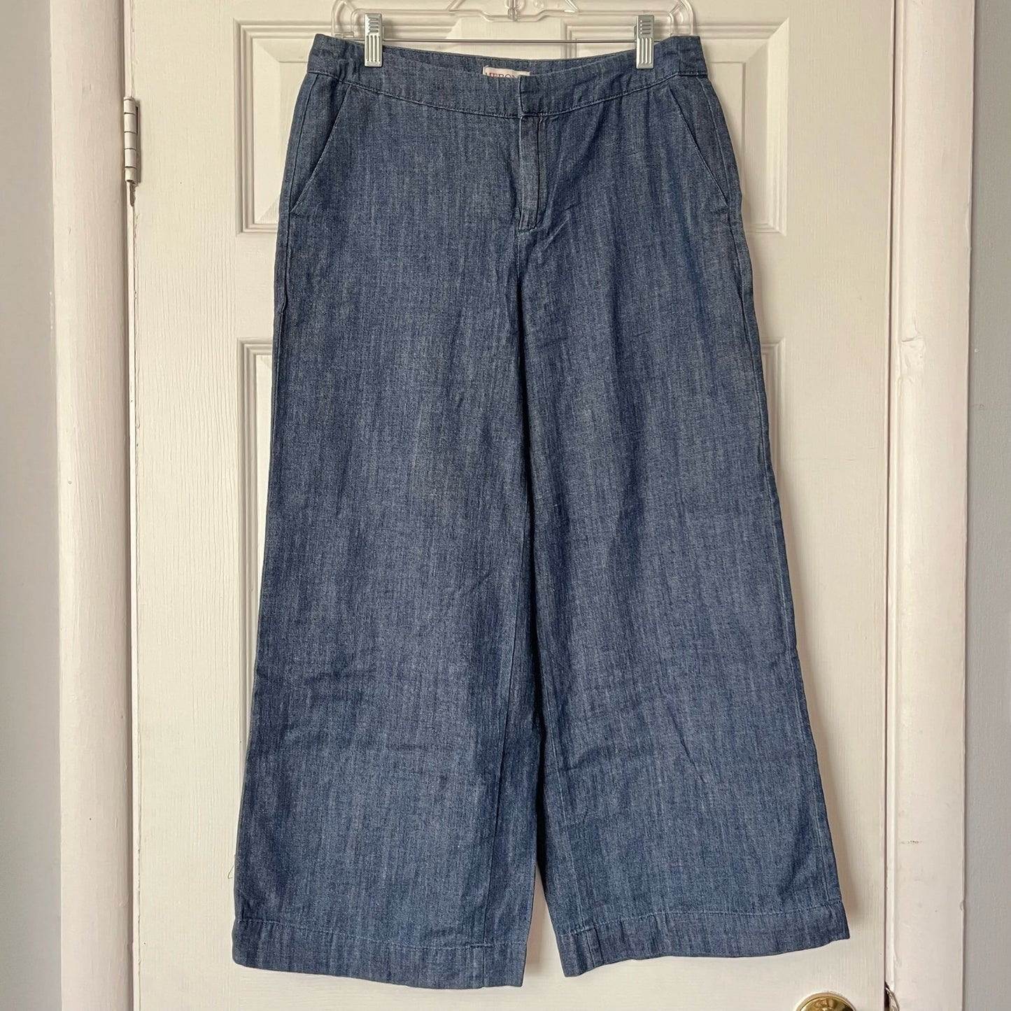 Merona Lightweight Denim Pants - Size 4