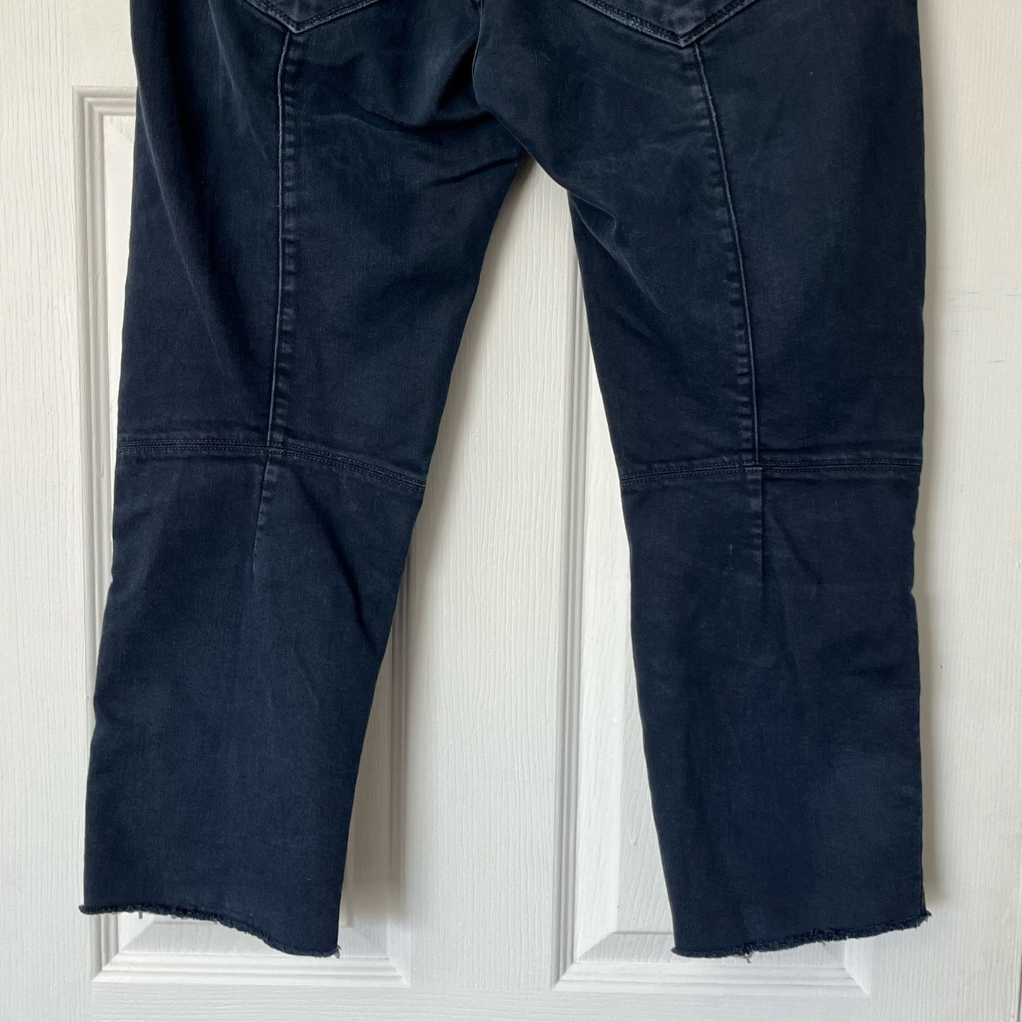 !Item Fitted Racer Cropped Jeans - Size 31
