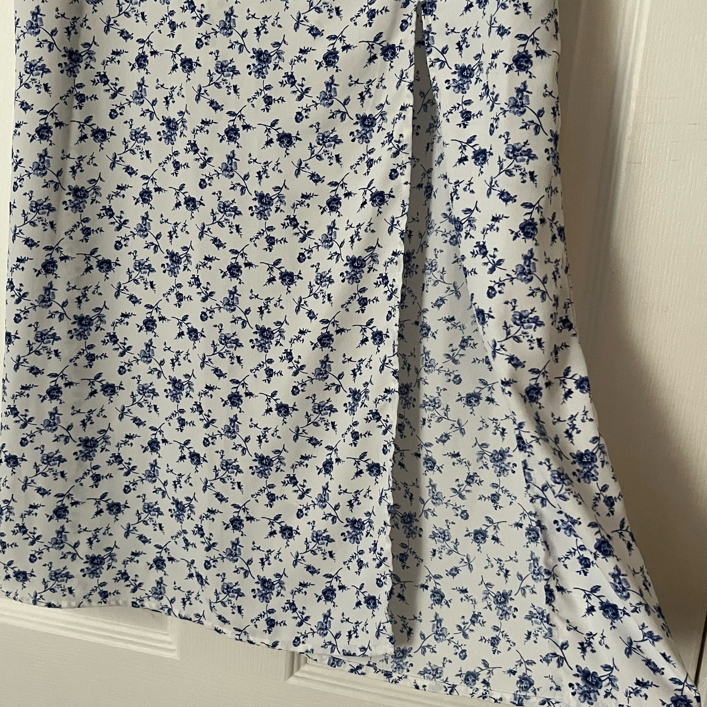 Forever 21 Floral Midi Skirt - Size S