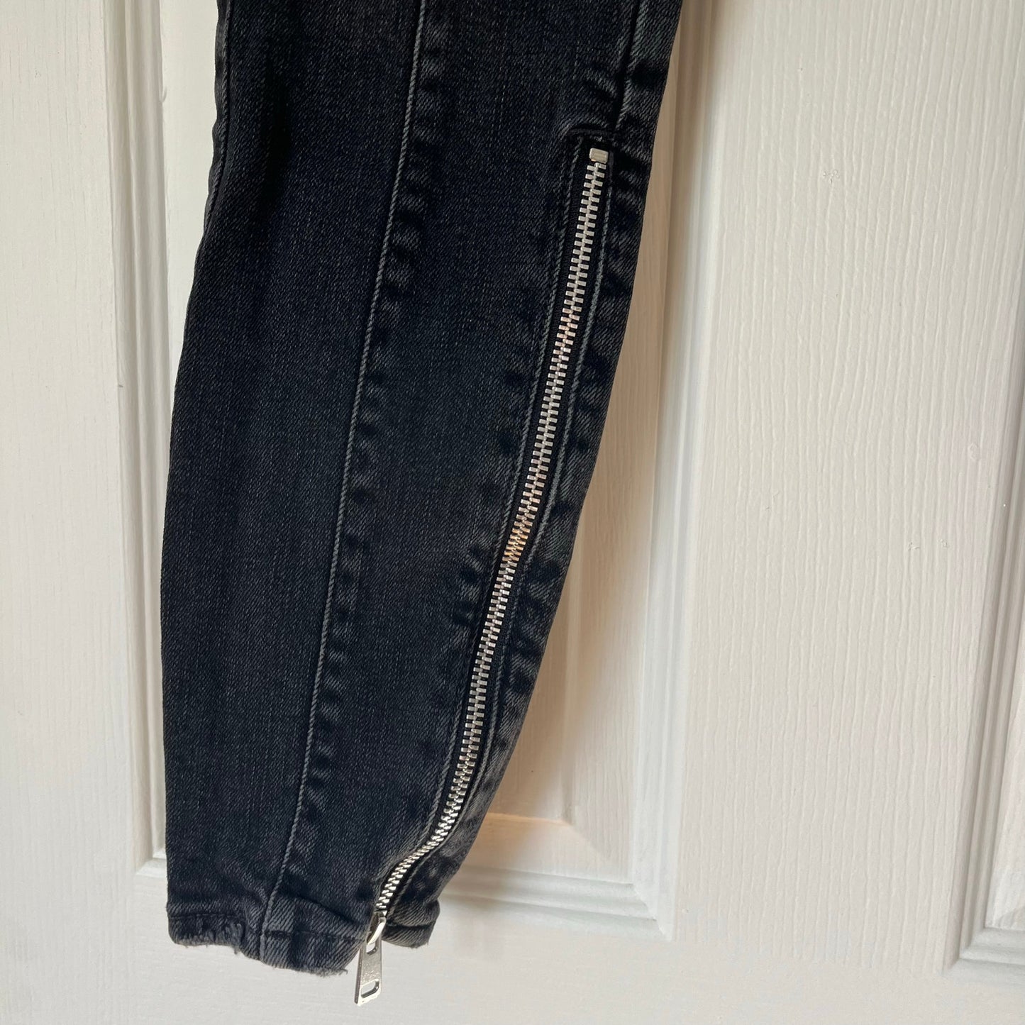 Zara Trafaluc Denimwear Zip-Leg Skinny Jeans - Size 2
