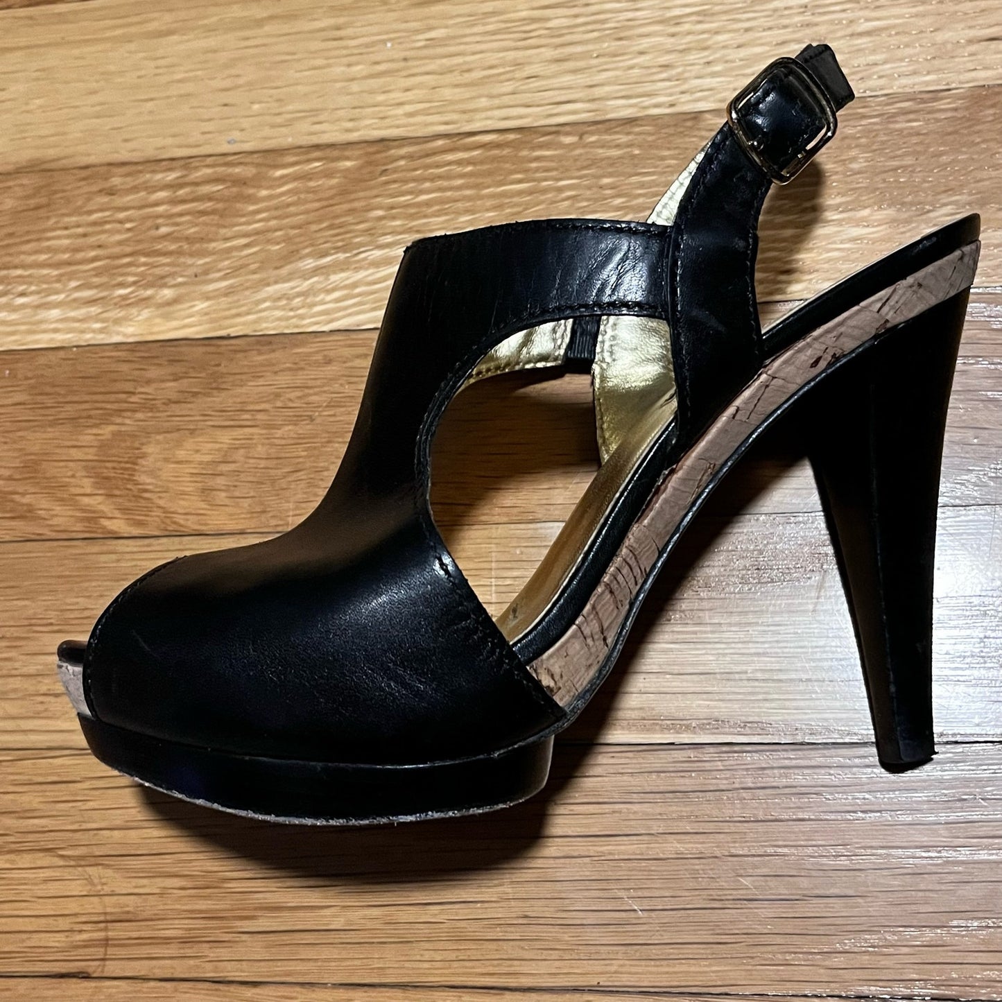 Charles David  Fever Slingback Cutout Heels - Size 8.5