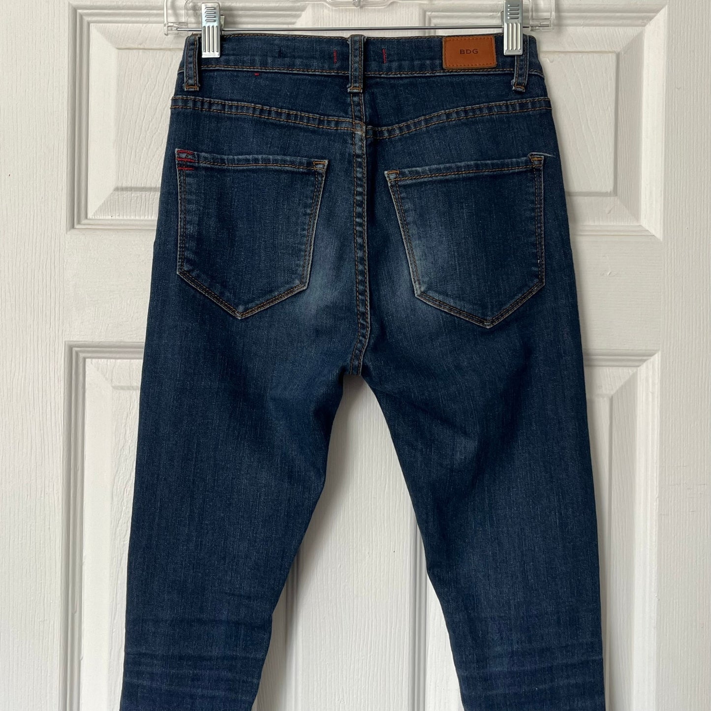 BDG High Rise Twig Ankle Jeans - Size 25W 29L