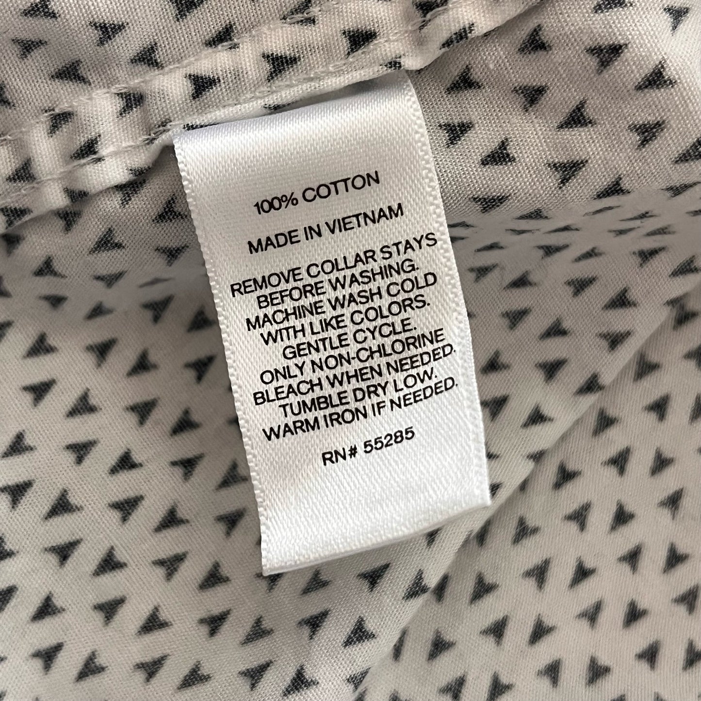 Express Fitted Button-Down Shirt - Size M (15-15 1/2)