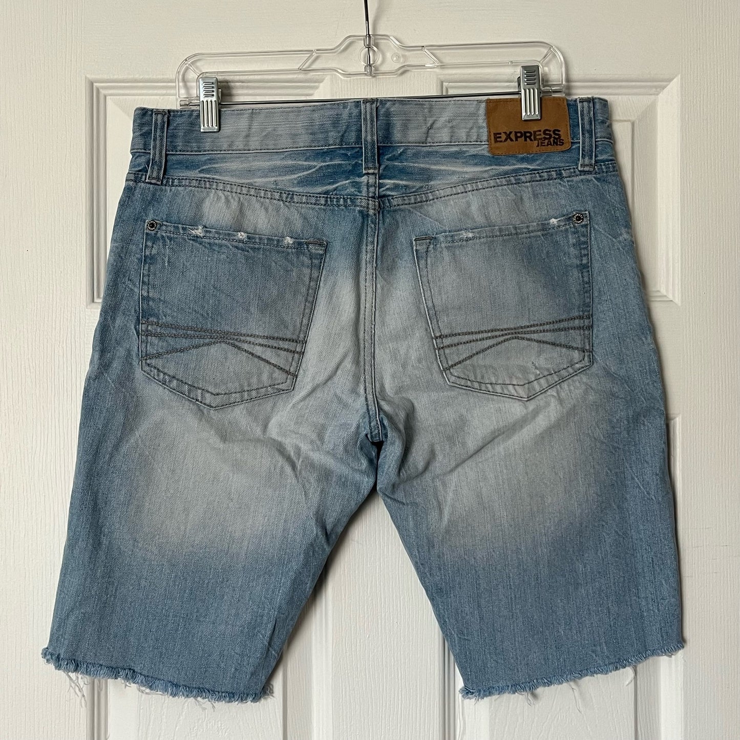 Express Jeans Rocco Slim Fit Cutoffs - Size 31
