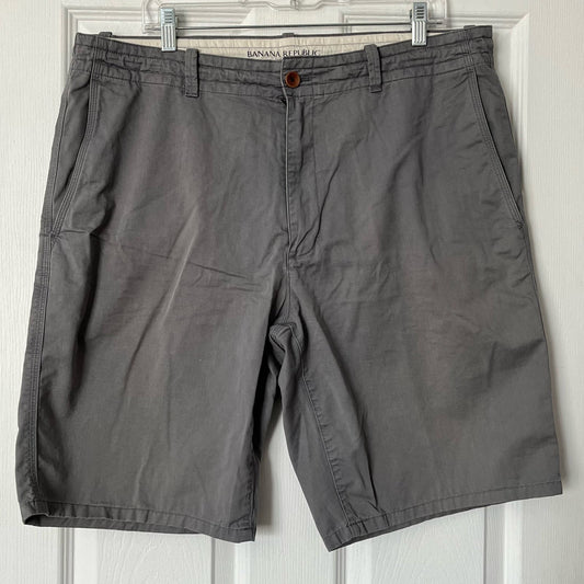Banana Republic Drawstring Short - Size 36