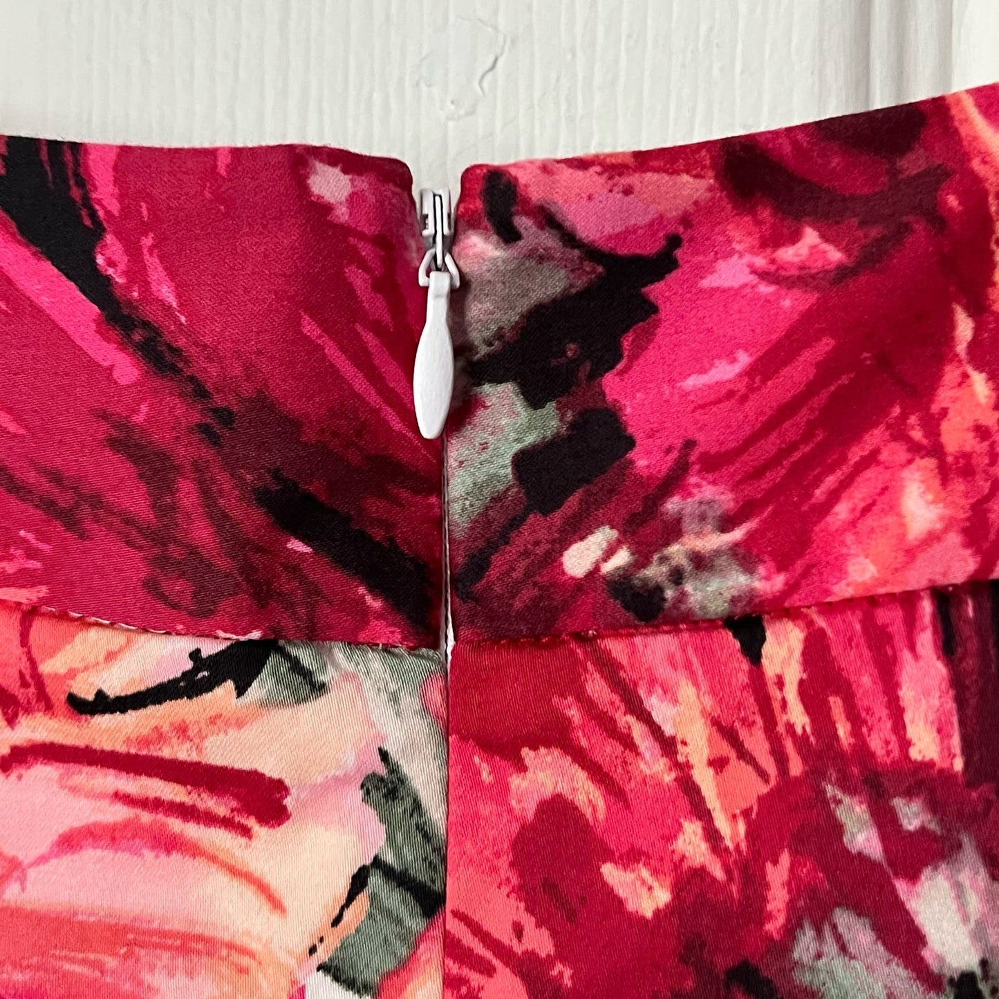 White House Black Market Floral Flare Skirt - Size 0
