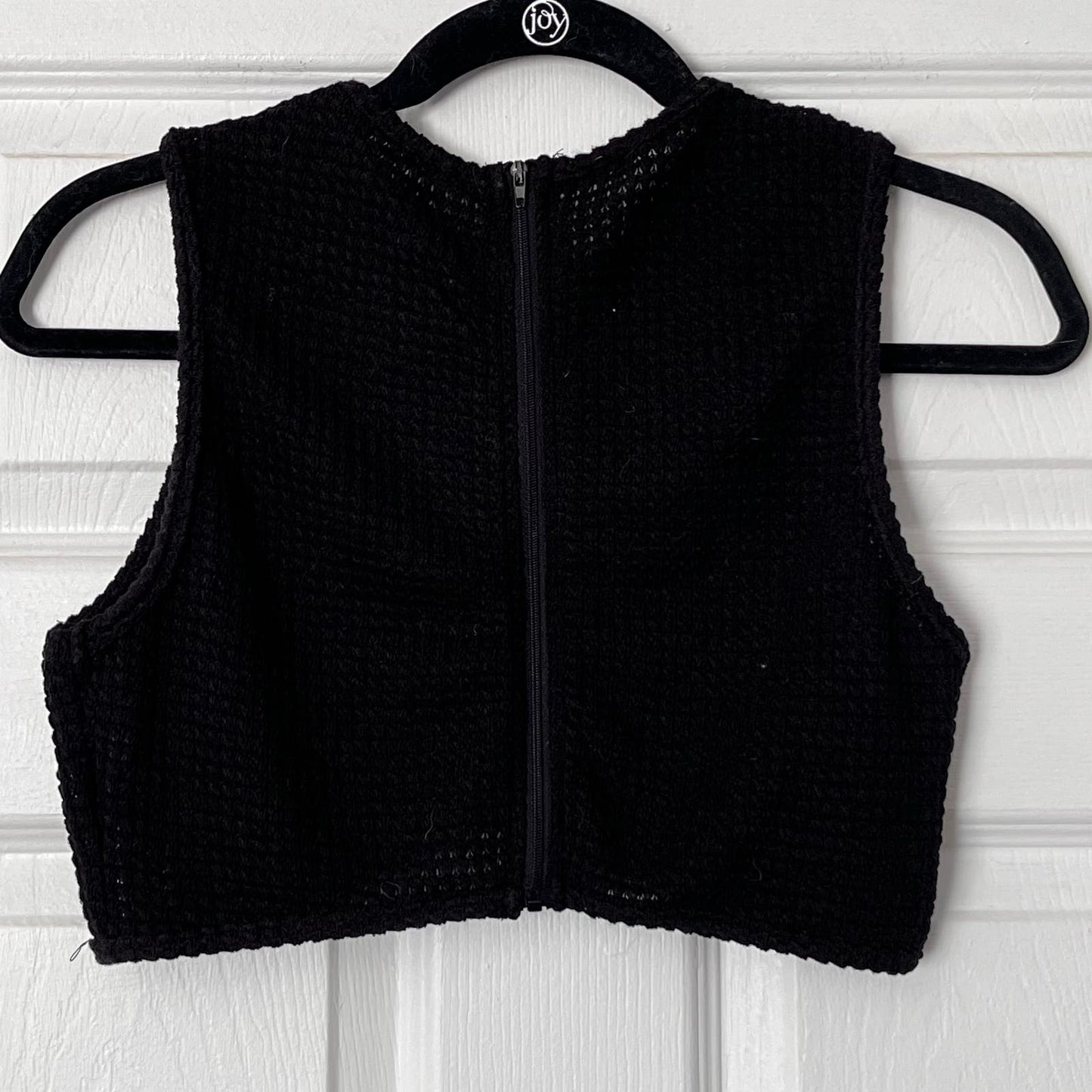 Back Zip Sleeveless Waffle-Knit Crop Top - Size UNKNOWN