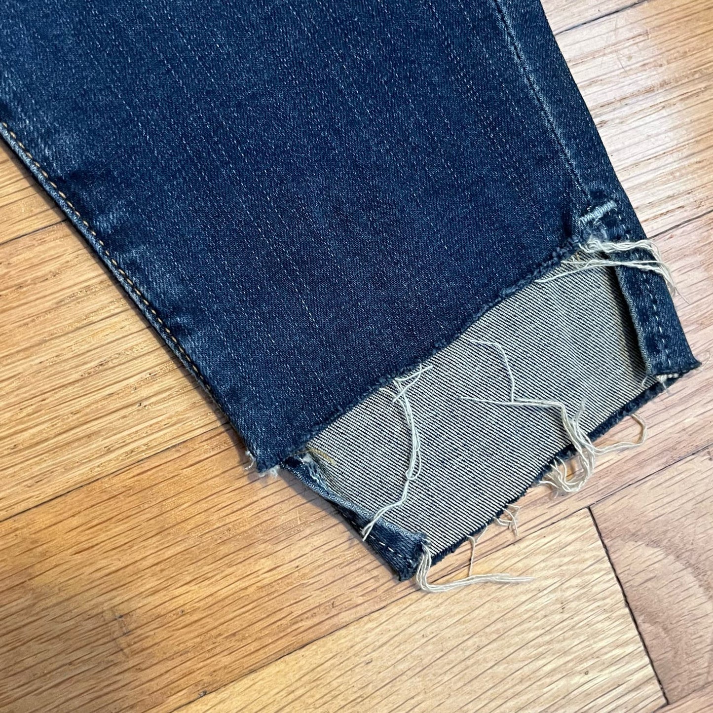 Frame Denim Le High Raw Hem Skinny Jeans - Size 25